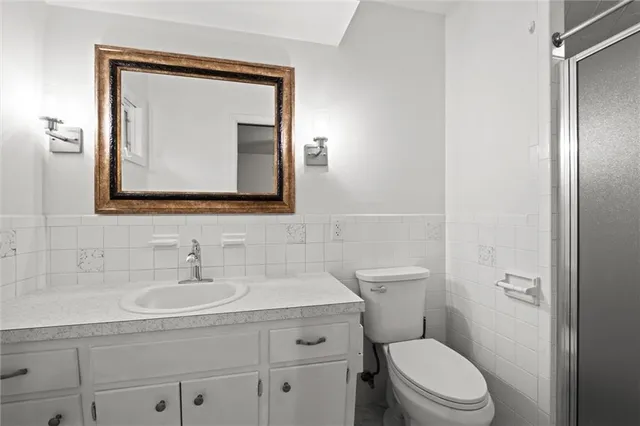 $380,000 | 9615 West 92nd Terrace, Overland Park, KS 66212