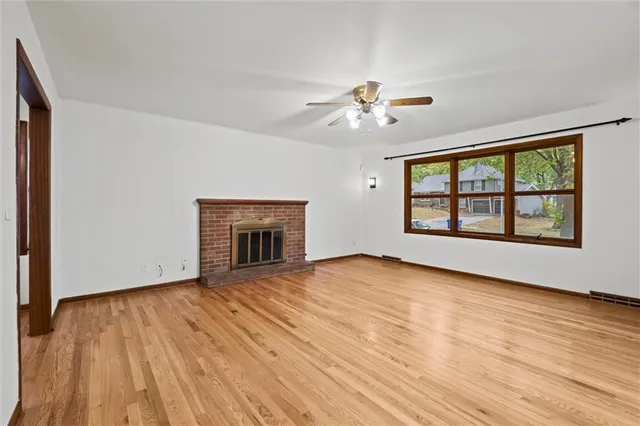 $380,000 | 9615 West 92nd Terrace, Overland Park, KS 66212