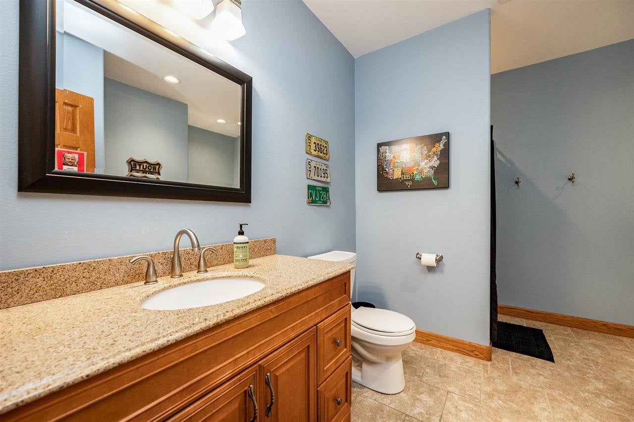 2627 Anchorage Road Northeast Solon, IA 52333 - Photo 38 of 55 Gallery Image 38