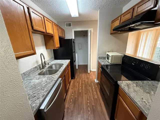 $132,500 | 18333 Roehampton Drive, Unit 1113, Dallas, TX 75252