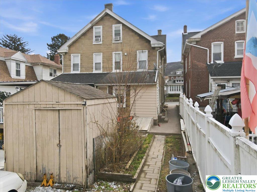 921 Broadway Fountain Hill, PA 18015 - Photo 70 of 93