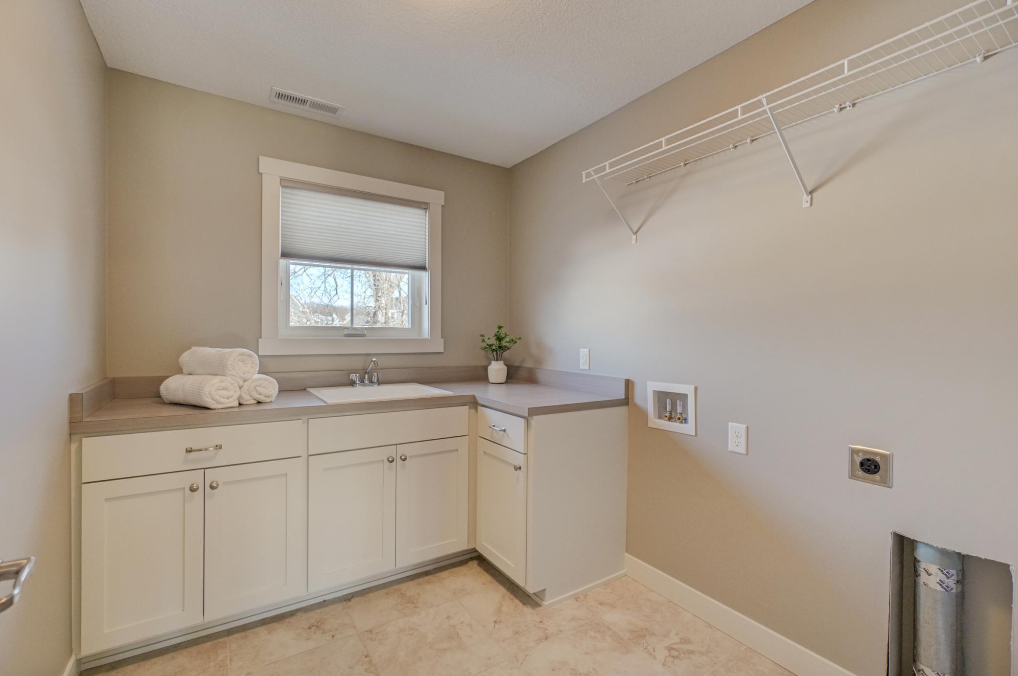 1264 10th Street North North Hudson, WI 54016 - Photo 11 of 18