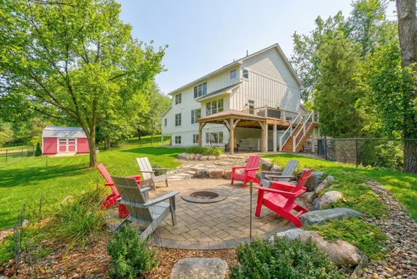 $898,999 | 1264 10th Street North, North Hudson, WI 54016