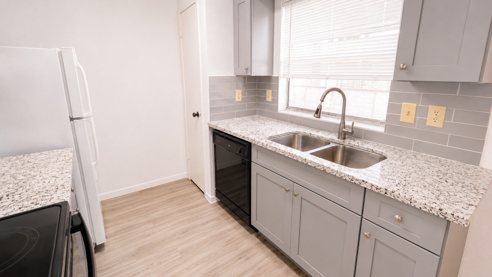 11685 Alief Clodine Road, Unit 10 Houston, TX 77072 - Photo 8 of 33