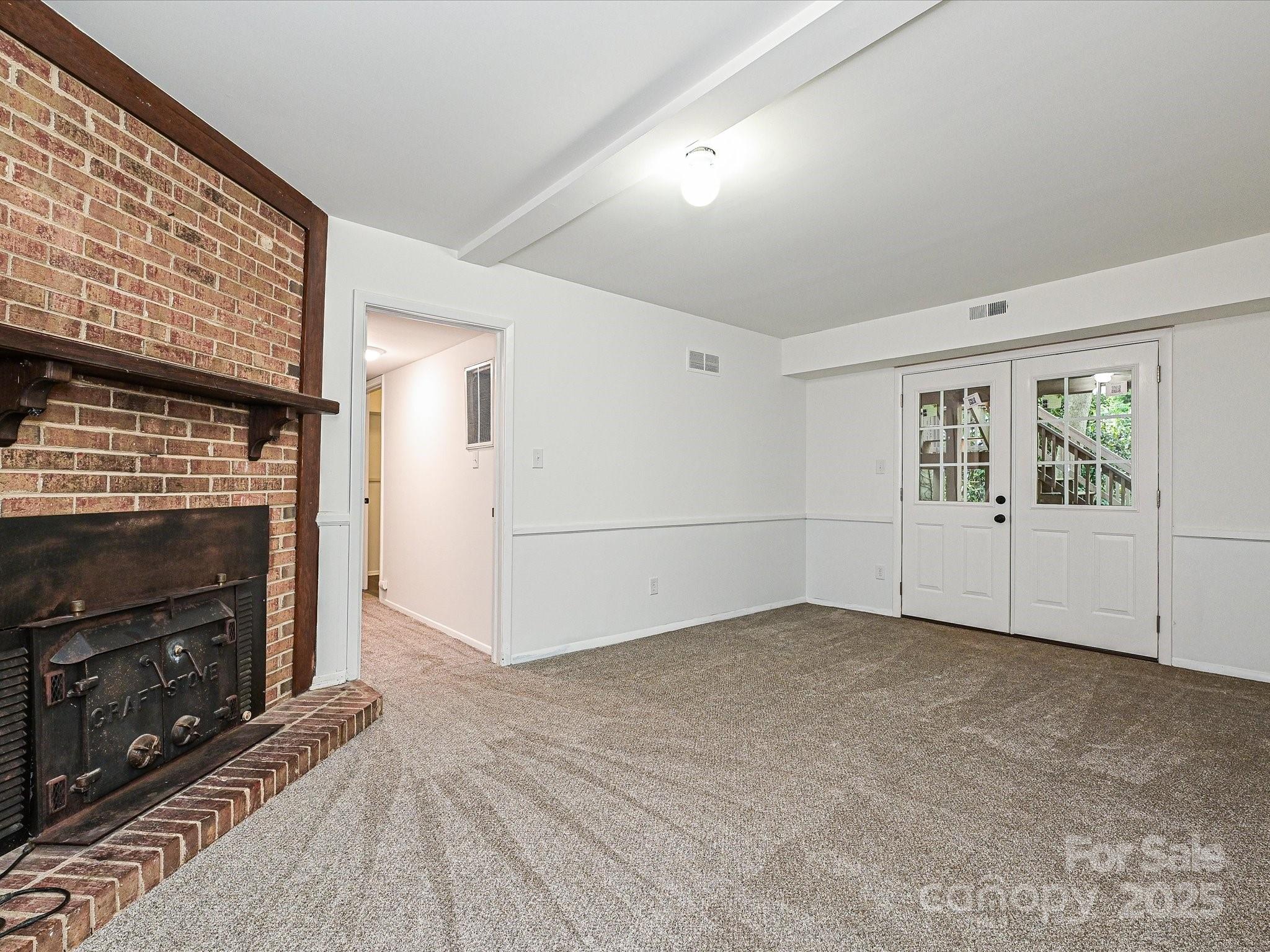 6745 Thermal Road Charlotte, NC 28211 - Photo 25 of 37