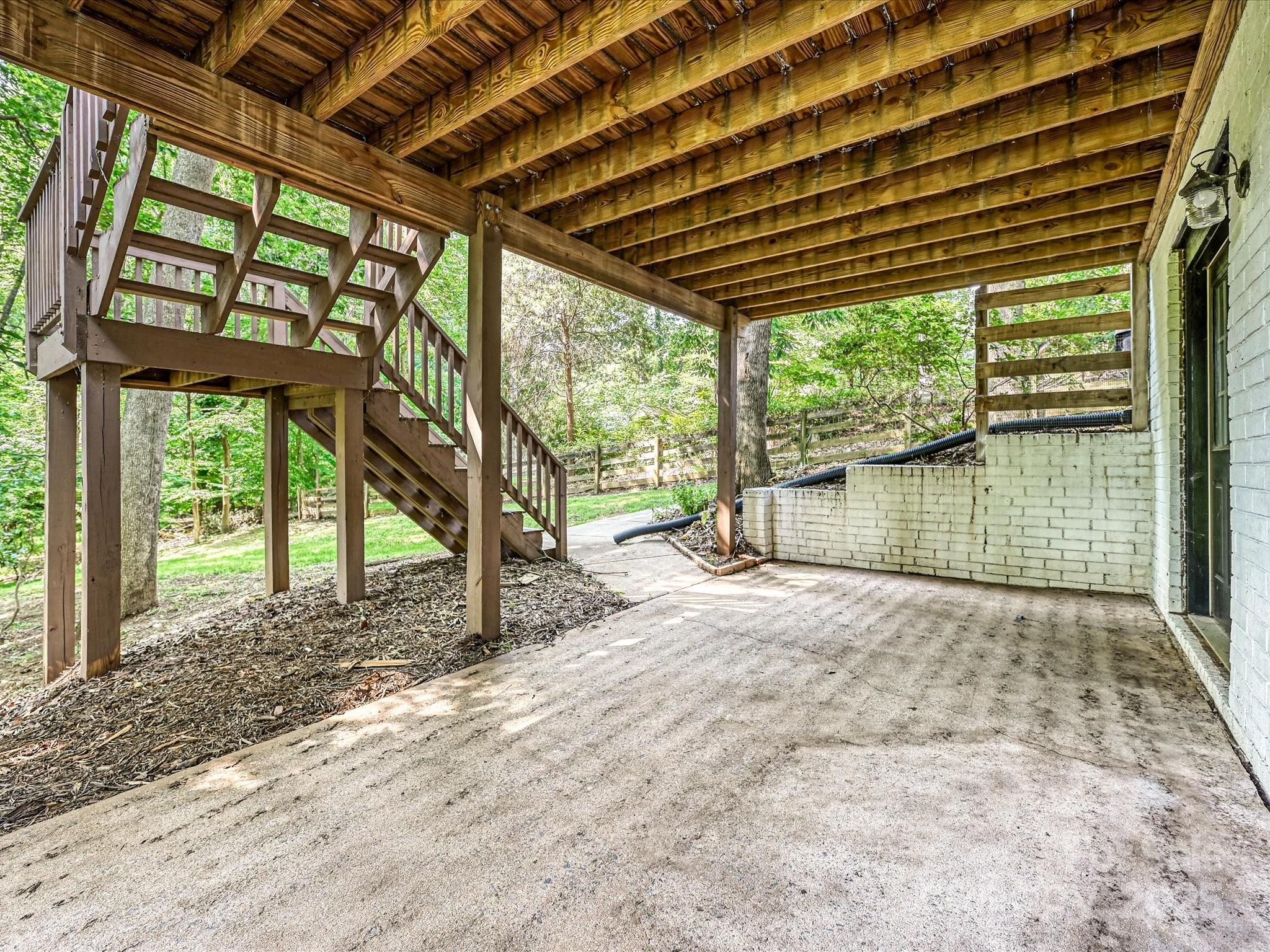 6745 Thermal Road Charlotte, NC 28211 - Photo 32 of 37