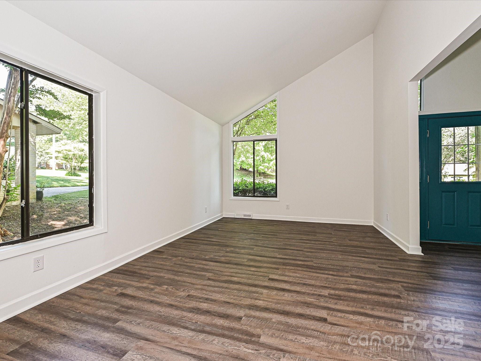 6745 Thermal Road Charlotte, NC 28211 - Photo 6 of 37