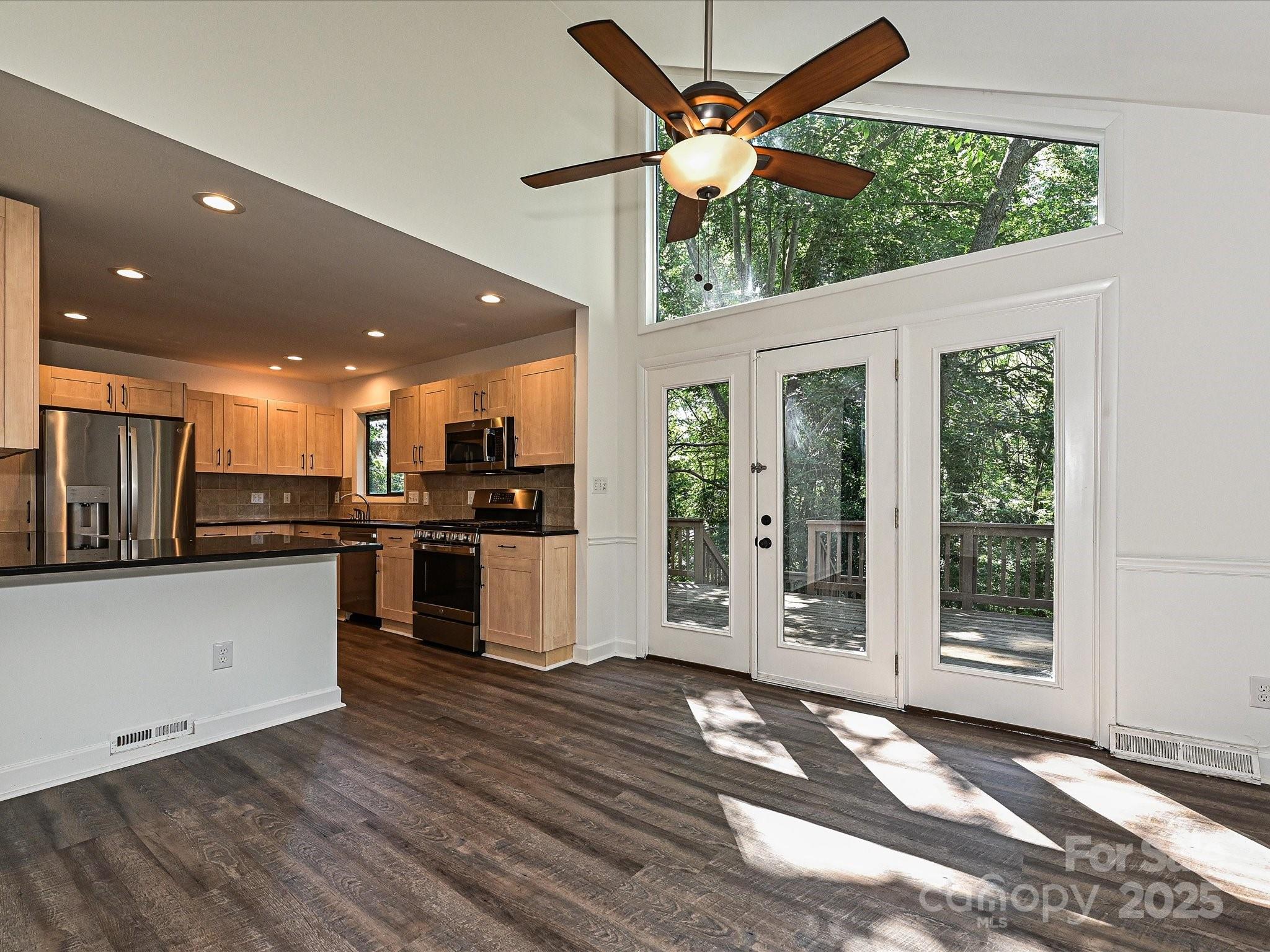 6745 Thermal Road Charlotte, NC 28211 - Photo 10 of 37