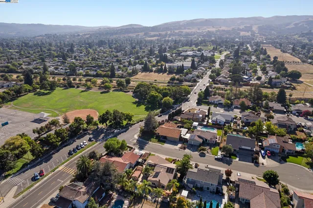 $1,849,580 | 820 Pinehurst Place, San Ramon, CA 94583