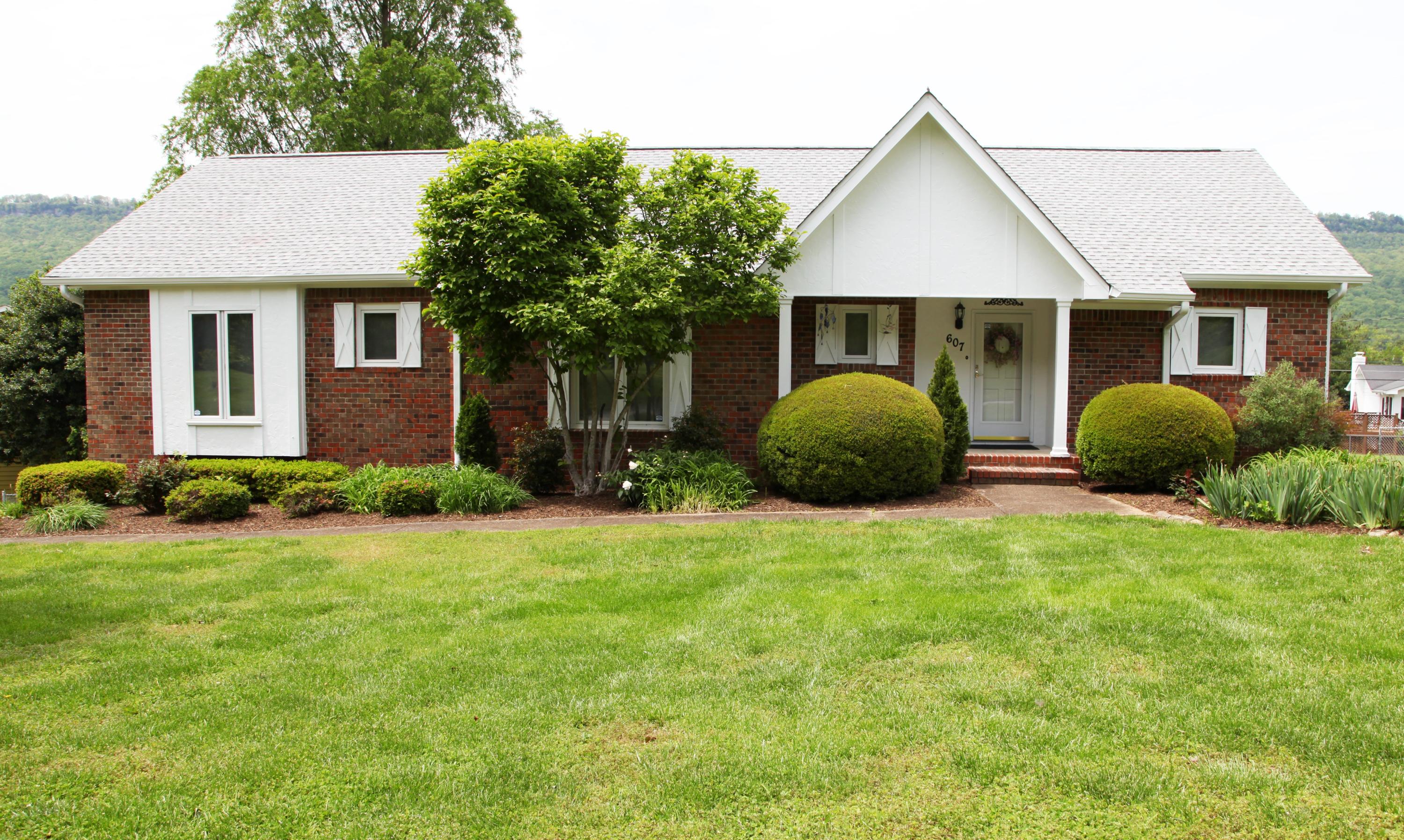 607 Valley Bridge Road Chattanooga, TN 37415 - Photo 1 of 31 IMG_0464 (2)