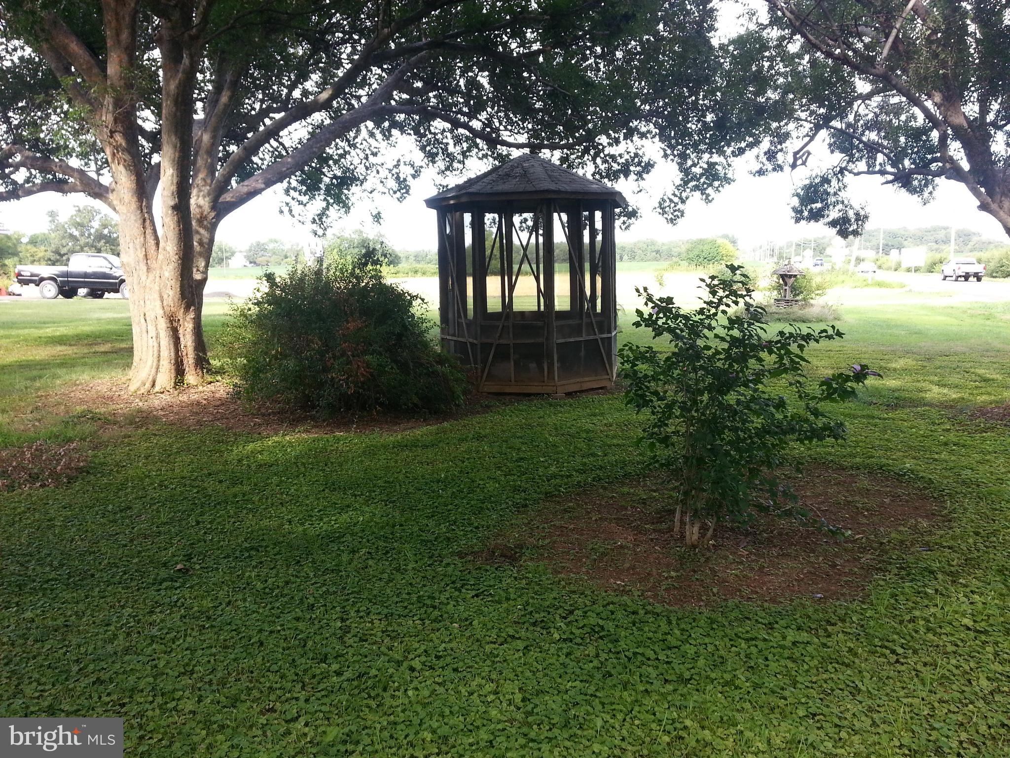 4116 Catlett Road Catlett, VA 20119 - Photo 3 of 12 Gazebo