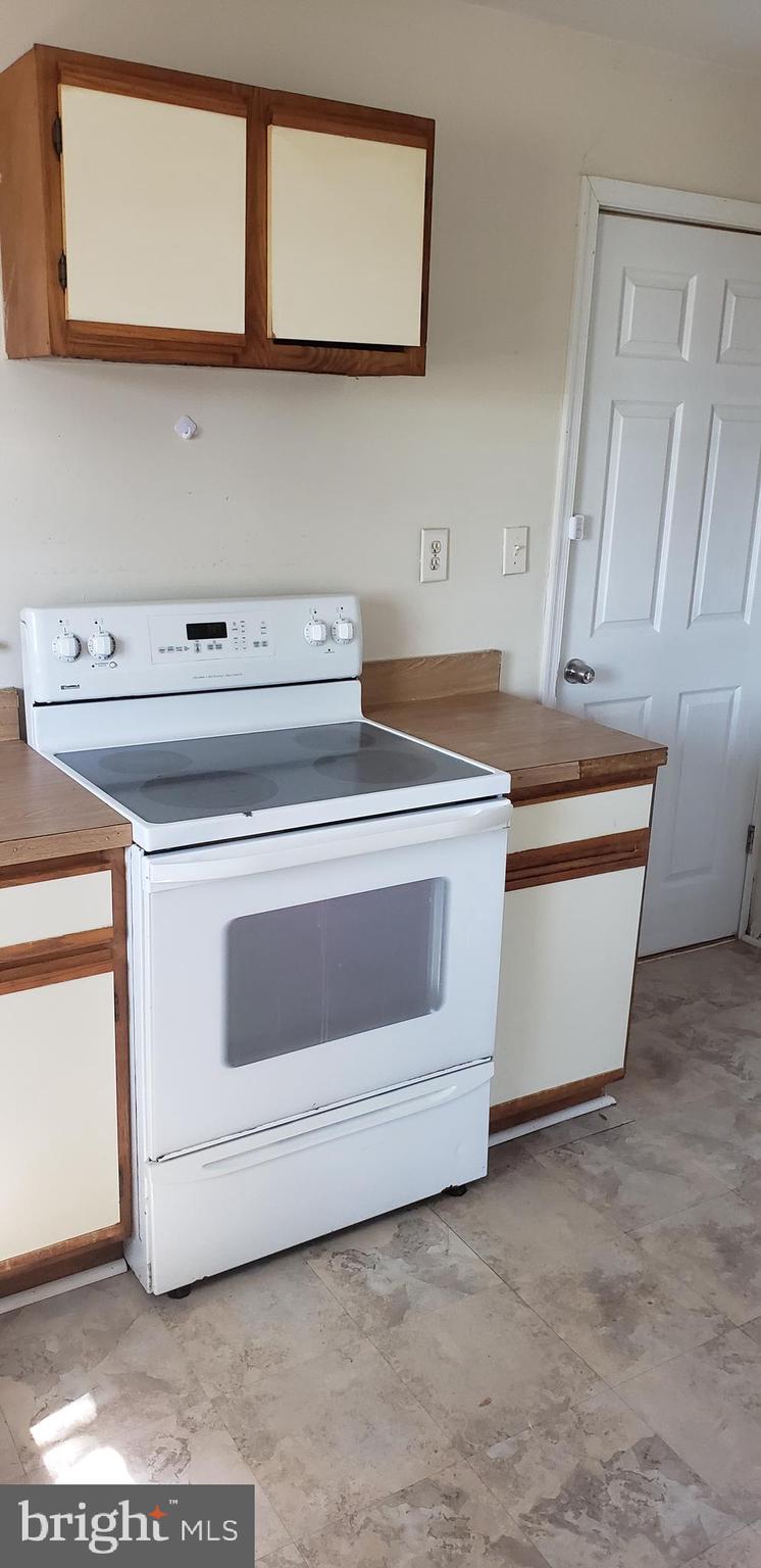 4116 Catlett Road Catlett, VA 20119 - Photo 7 of 12 Kitchen