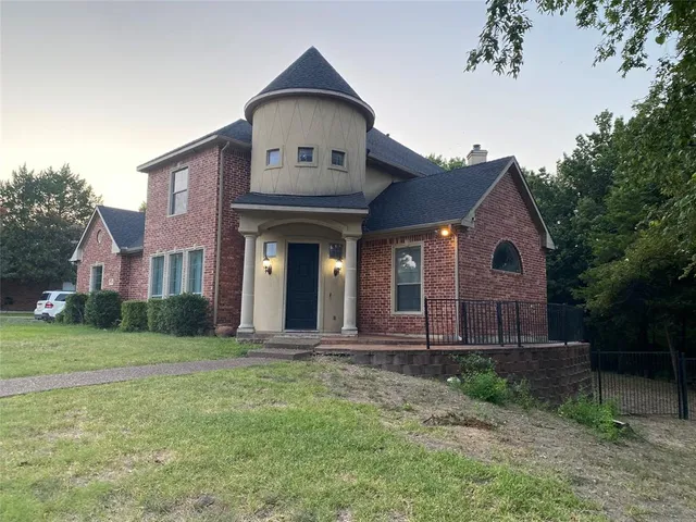 $3,850 | 9309 Nottingham Court, Rowlett, TX 75088