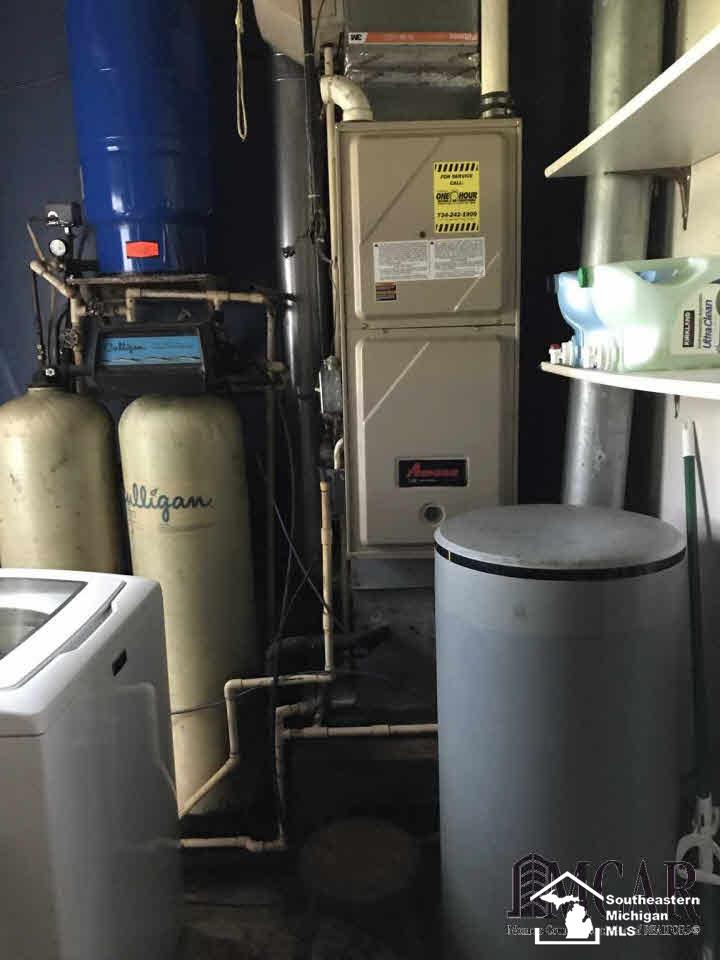 3219 Mentel Road Monroe, MI 48162 - Photo 24 of 28 Utility Room