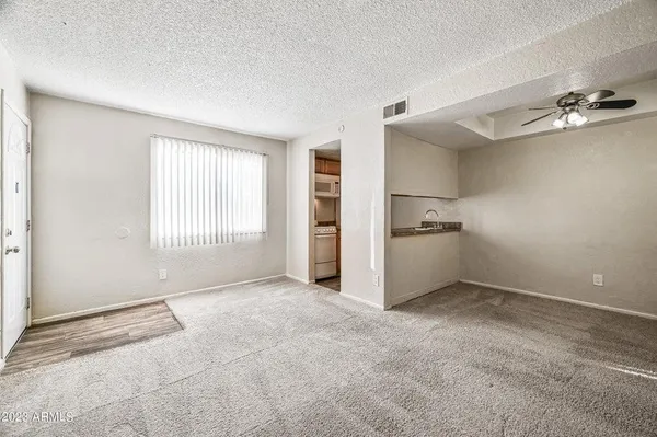 $925 | 3141 East Cypress Street, Unit 7, Phoenix, AZ 85008