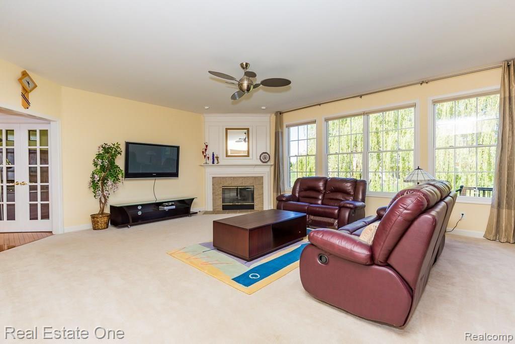 2323 Andover Boulevard Rochester, MI 48306 - Photo 9 of 32 Gallery Image 9
