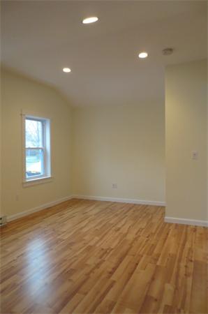 52 Appledor Road Framingham, MA 01701 - Photo 4 of 21 Gallery Image 4