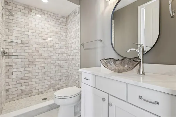 $2,158,990 | 2012 Mallard Lane, Baden, PA 15005