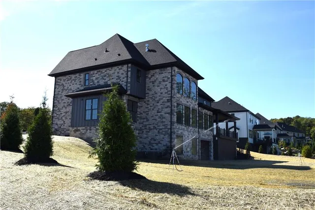 $2,158,990 | 2012 Mallard Lane, Baden, PA 15005