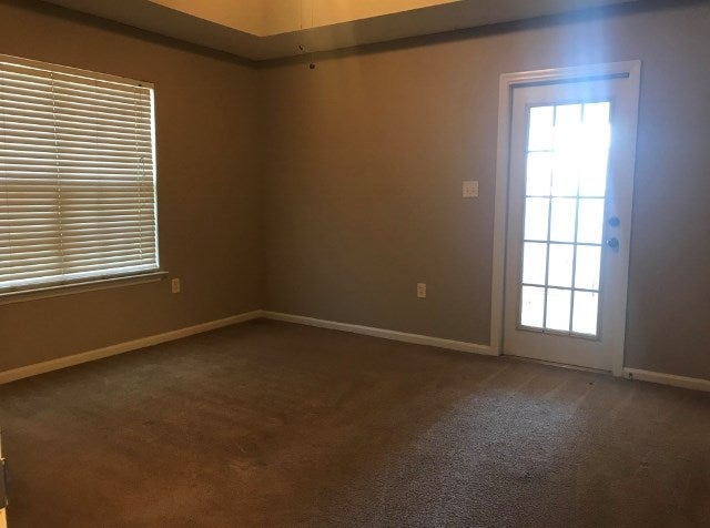 4805 Johnson Road Valdosta, GA 31601 - Photo 8 of 14 Gallery Image 8