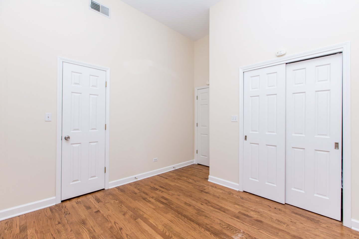 1645 West Irving Park Road Chicago, IL 60613 - Photo 20 of 33 a view of an empty room