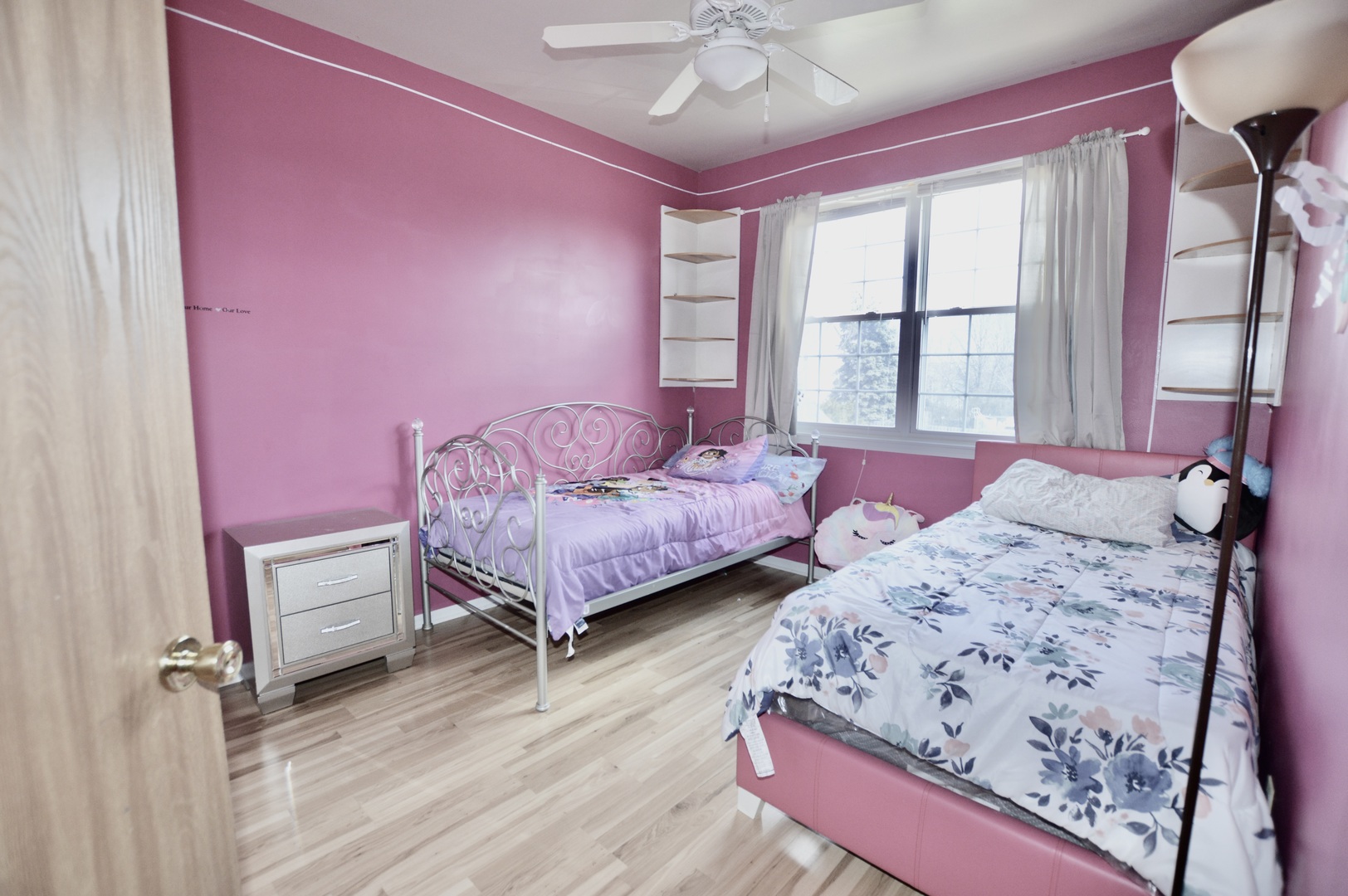 2001 Pine Drive McHenry, IL 60051 - Photo 9 of 19 a bedroom with bed and a window