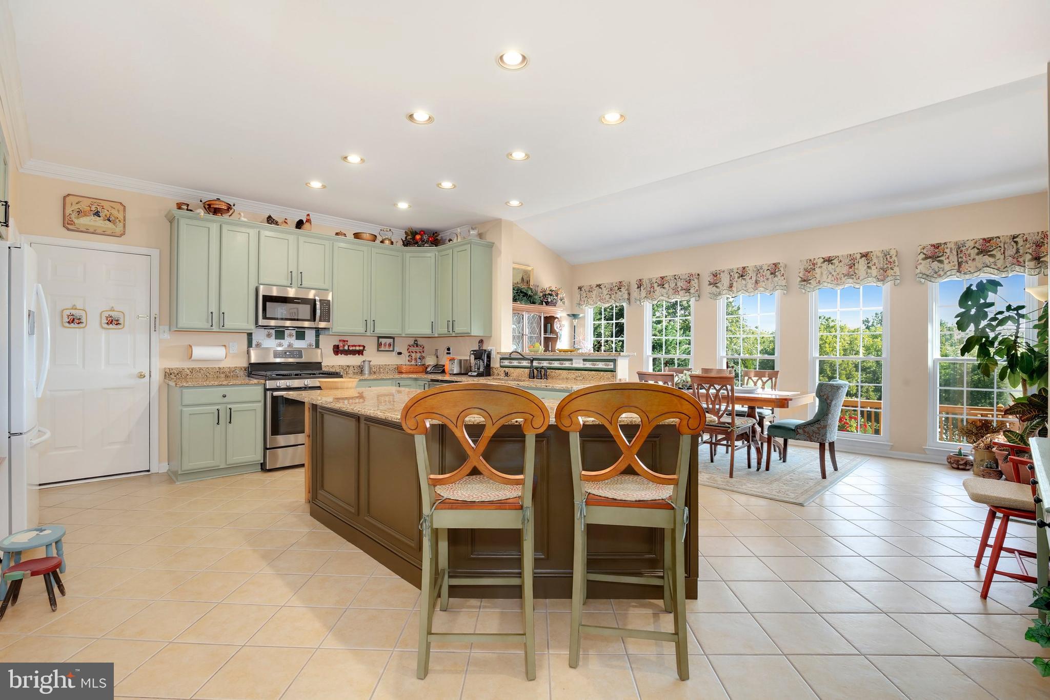 422 Ronsdale Road Eldersburg, MD 21784 - Photo 8 of 56 Gallery Image 8