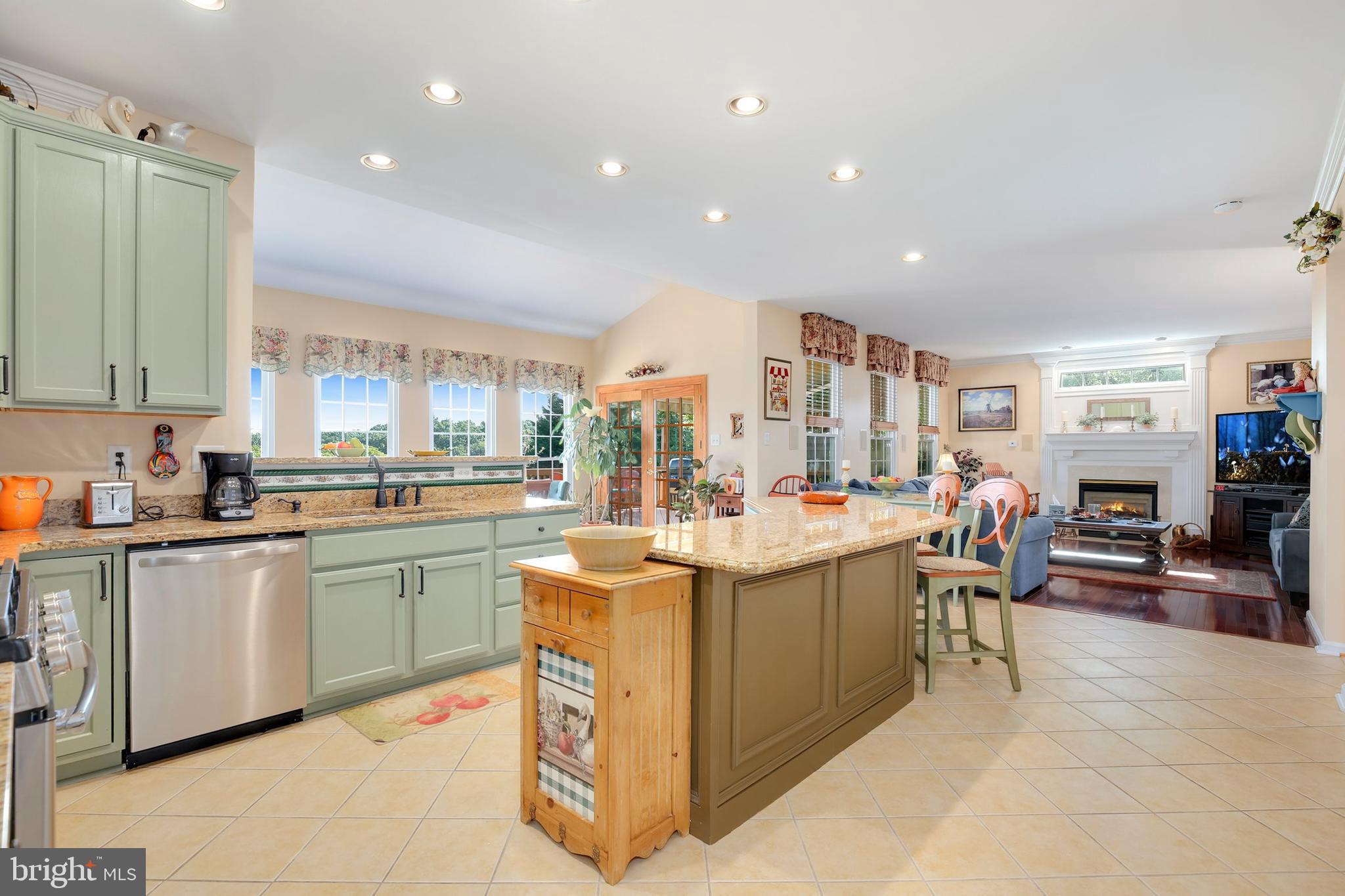422 Ronsdale Road Eldersburg, MD 21784 - Photo 10 of 56 Gallery Image 10