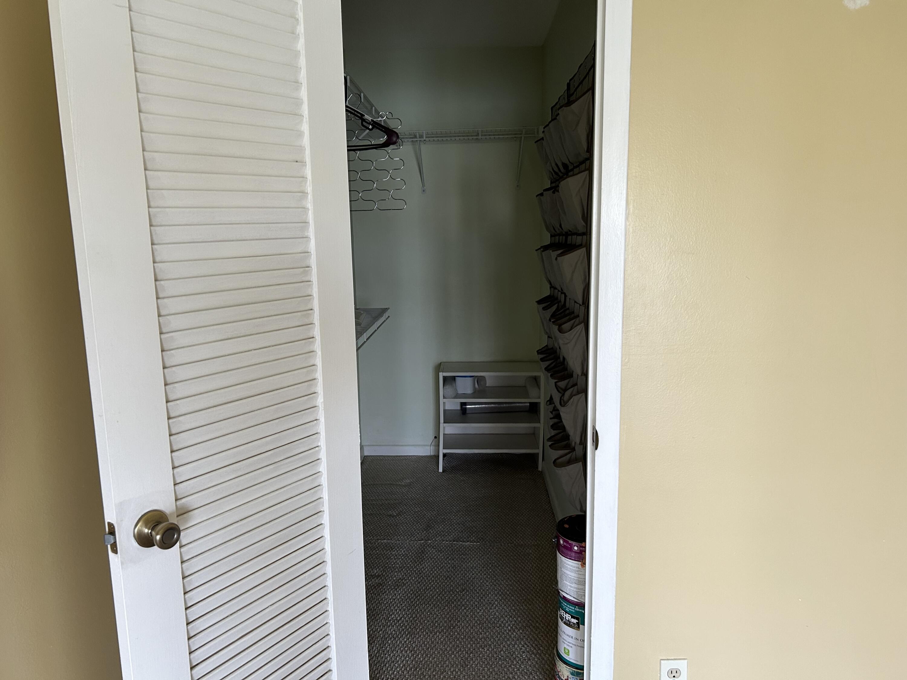 2024 Exeter, Unit 2024B Boca Raton, FL 33434 - Photo 15 of 31 IMG_1237