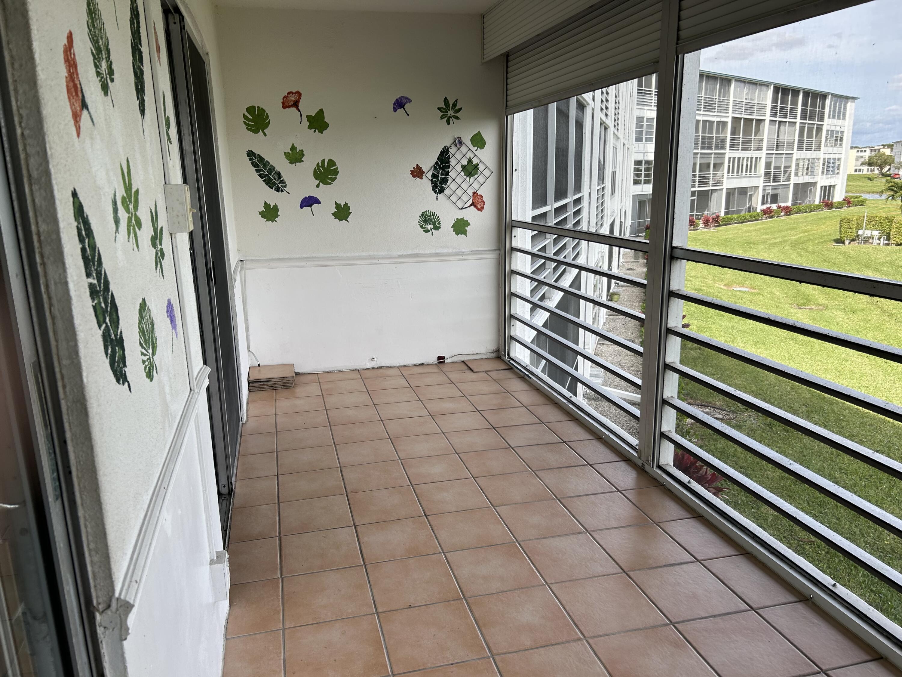 2024 Exeter, Unit 2024B Boca Raton, FL 33434 - Photo 16 of 31 IMG_1238