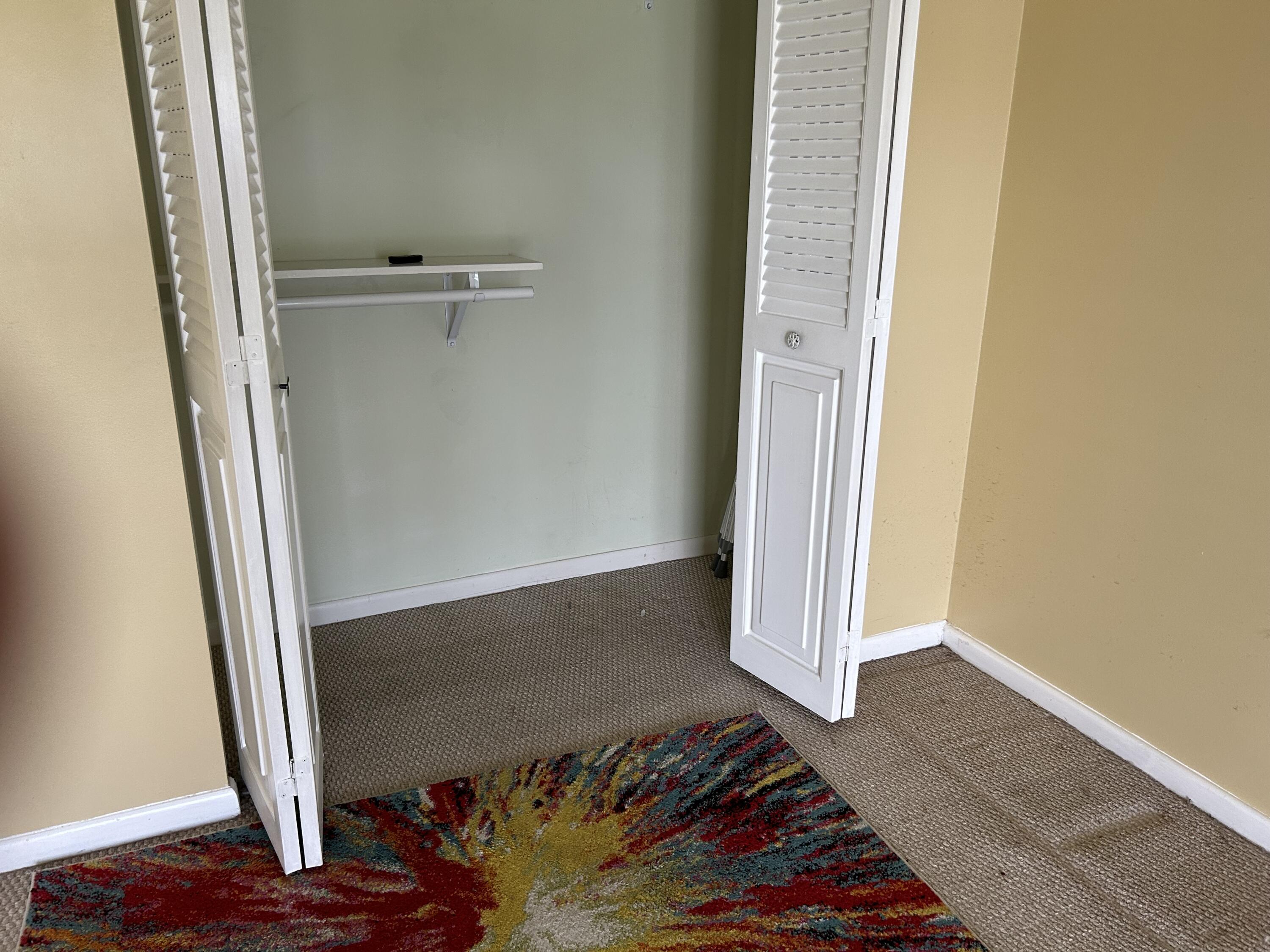 2024 Exeter, Unit 2024B Boca Raton, FL 33434 - Photo 18 of 31 IMG_1243