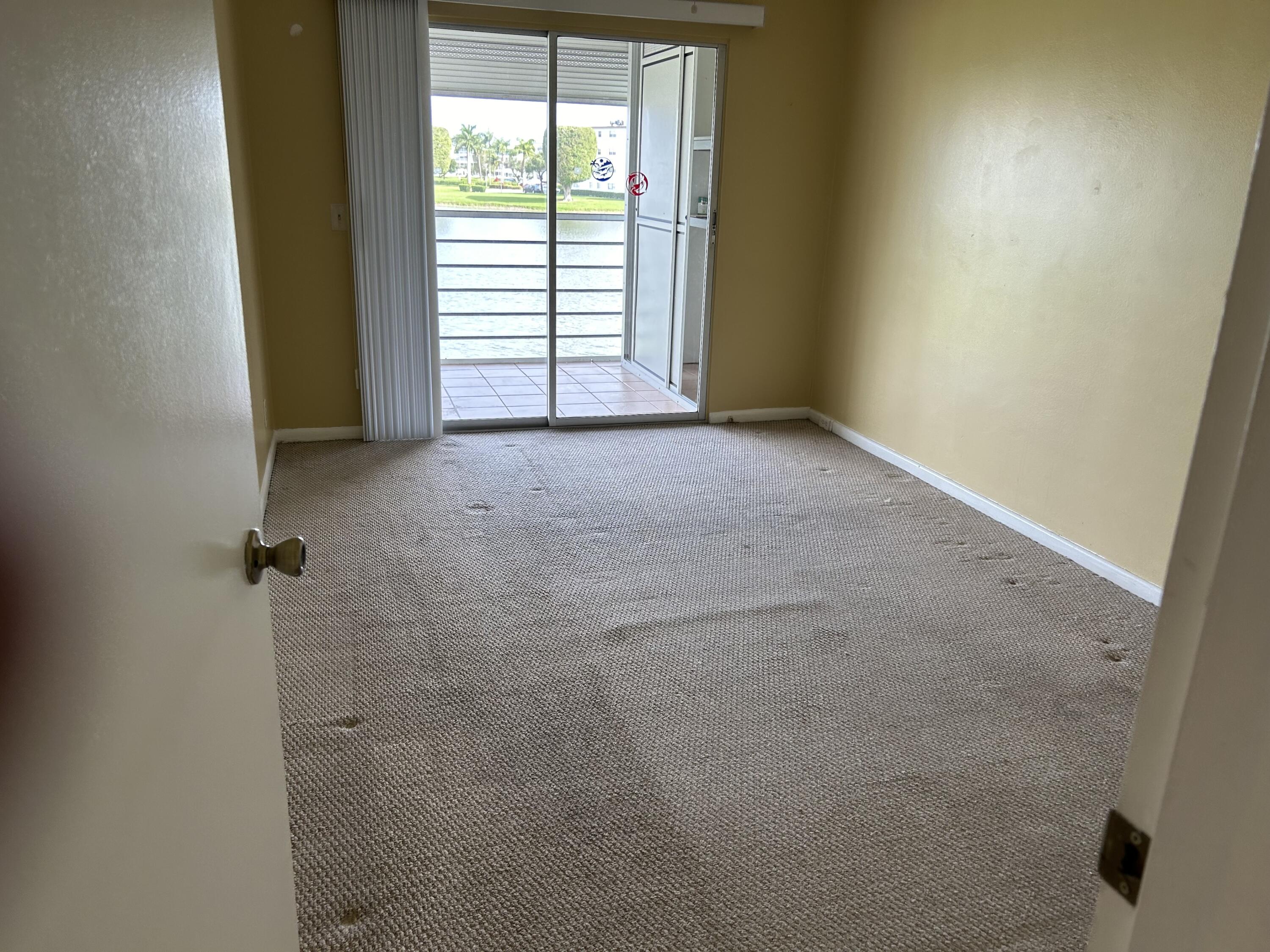 2024 Exeter, Unit 2024B Boca Raton, FL 33434 - Photo 19 of 31 IMG_1244