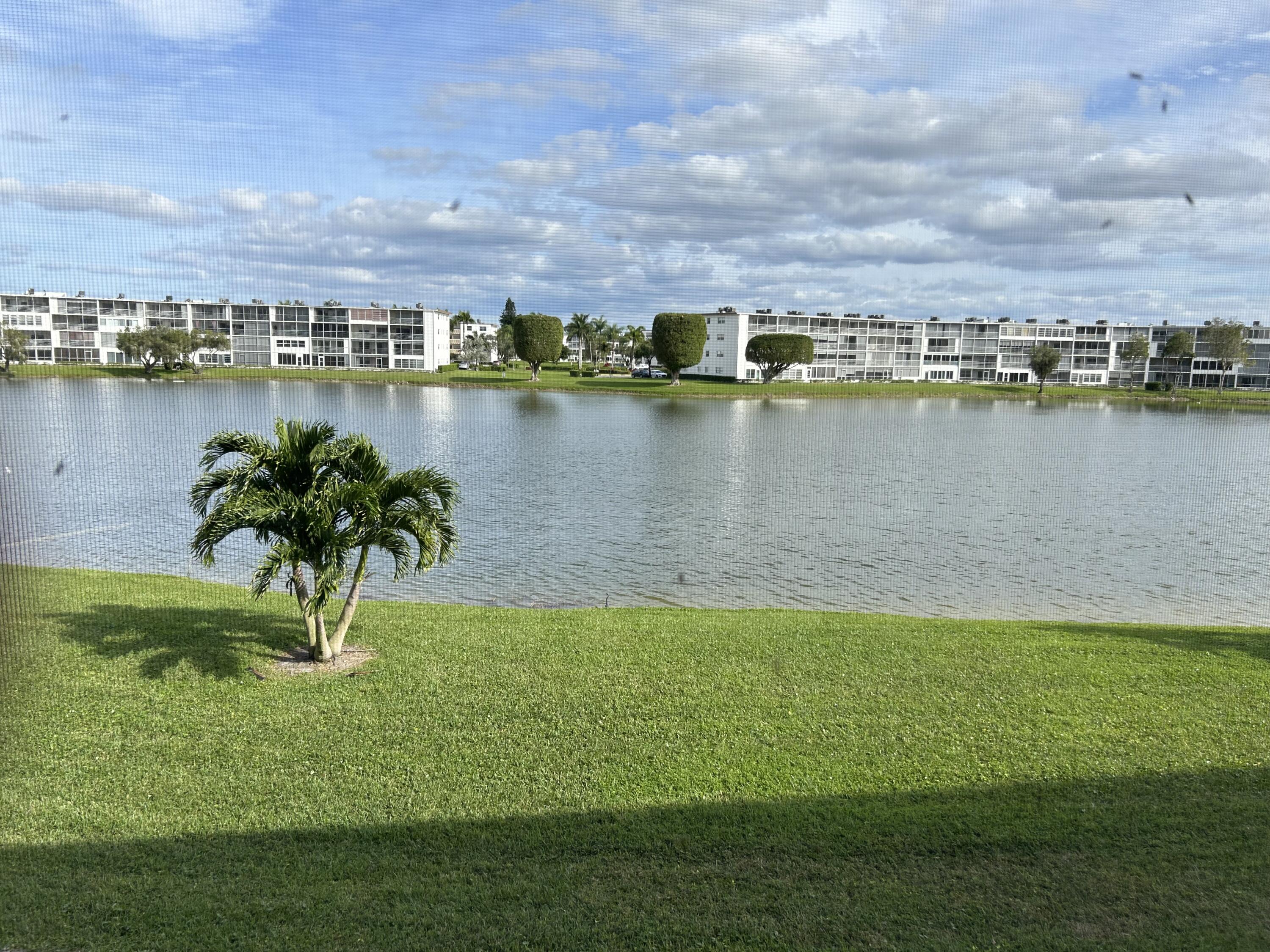 2024 Exeter, Unit 2024B Boca Raton, FL 33434 - Photo 20 of 31 IMG_1239