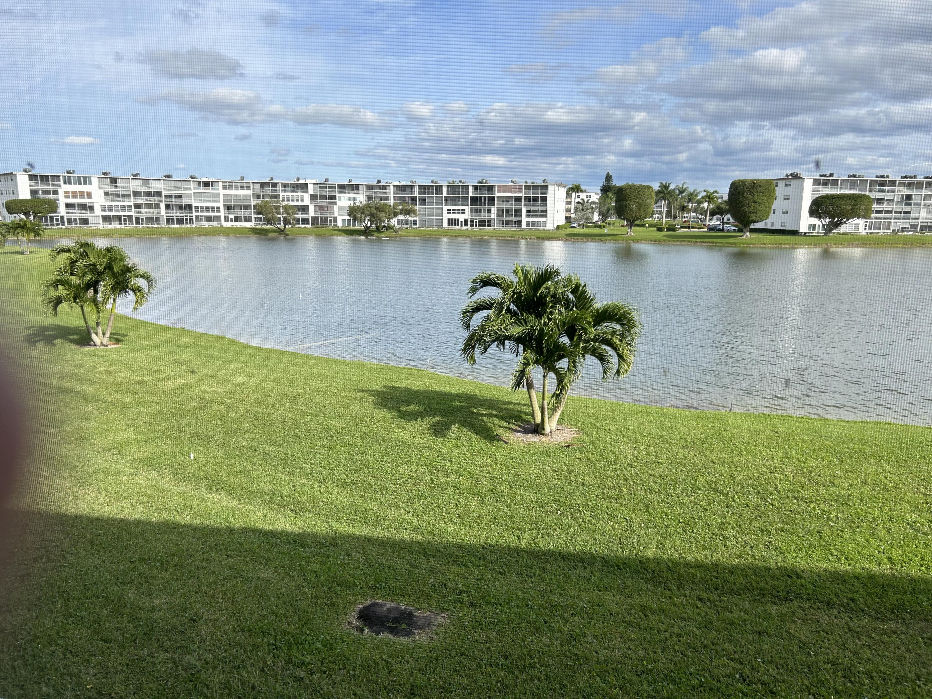 2024 Exeter, Unit 2024B Boca Raton, FL 33434 - Photo 21 of 31 IMG_1240