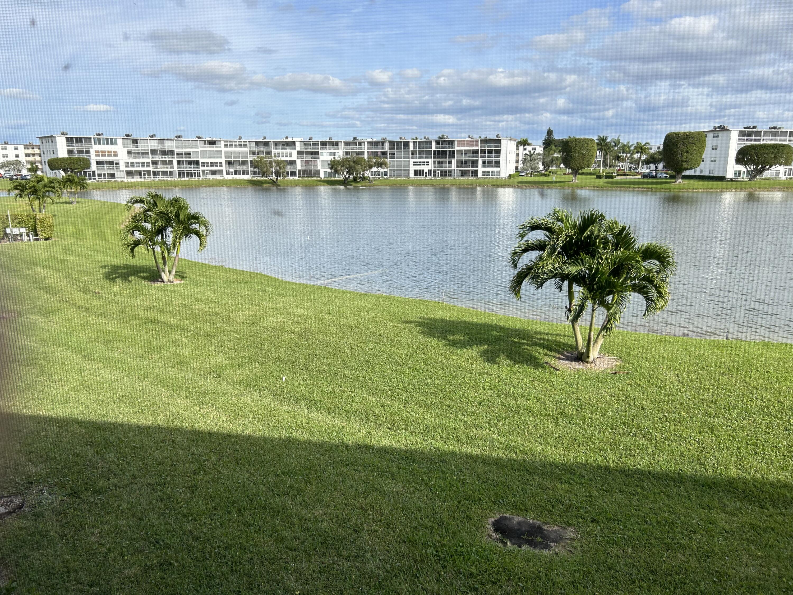 2024 Exeter, Unit 2024B Boca Raton, FL 33434 - Photo 22 of 31 IMG_1241