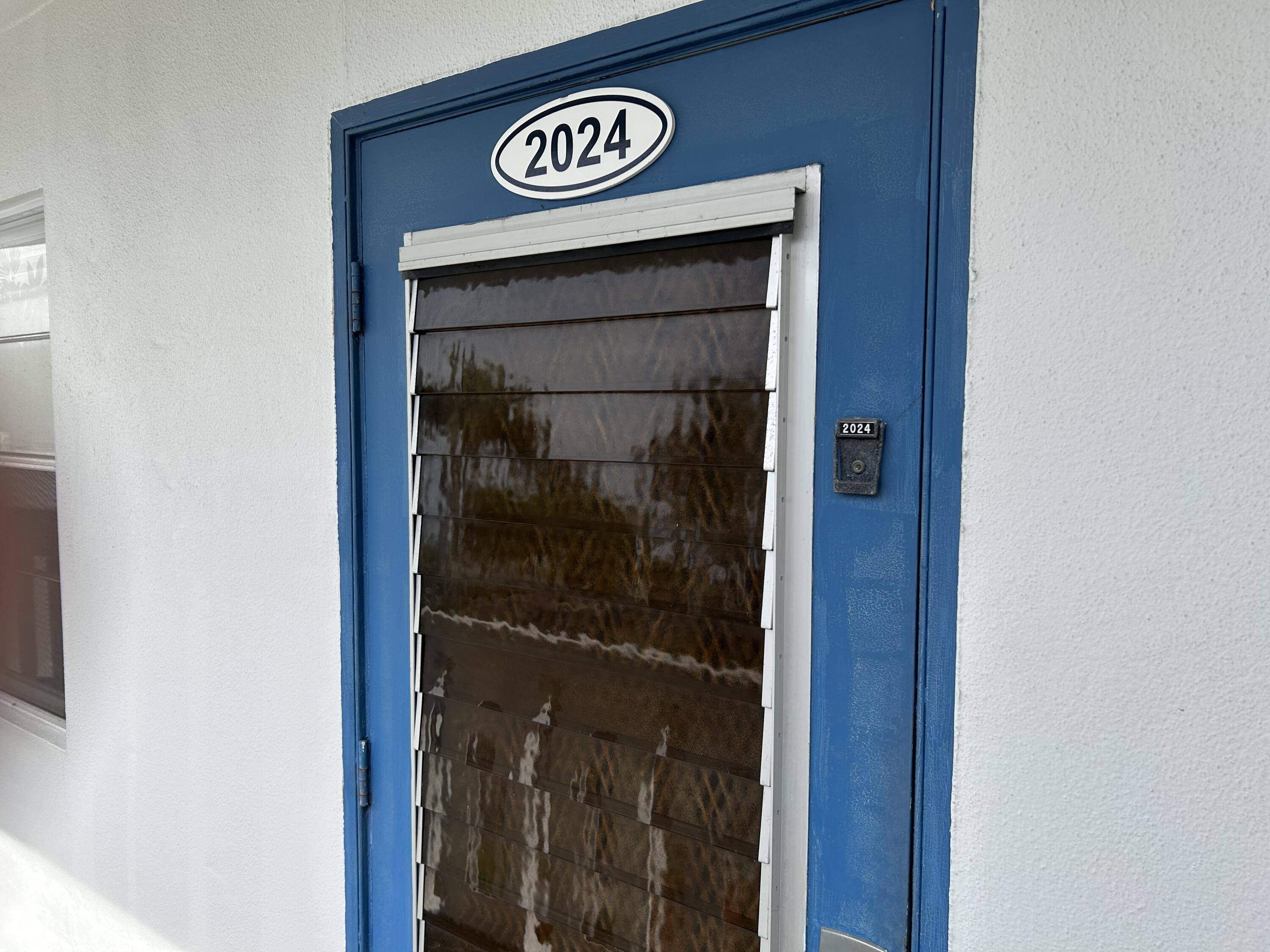 2024 Exeter, Unit 2024B Boca Raton, FL 33434 - Photo 23 of 31 IMG_1245