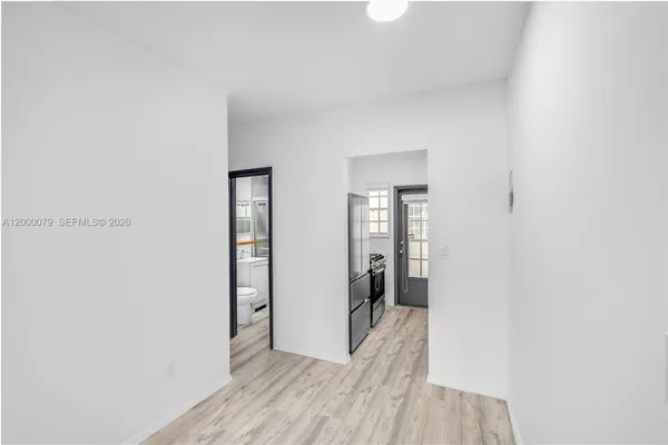 $1,850 | 717 Española Way, Unit 110, Miami Beach, FL 33139