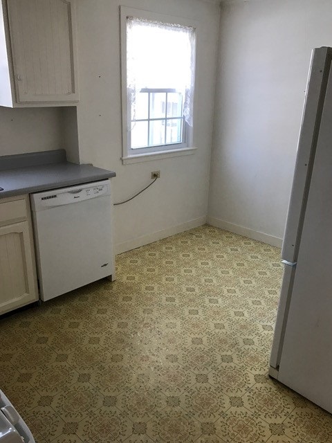 53 Decatur Road Portsmouth, NH 03801 - Photo 7 of 21