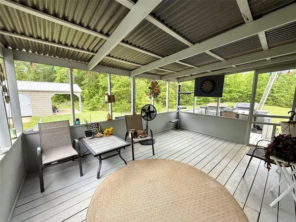 $195,000 | 8750 Pinehaven Drive, Keithville, LA 71047