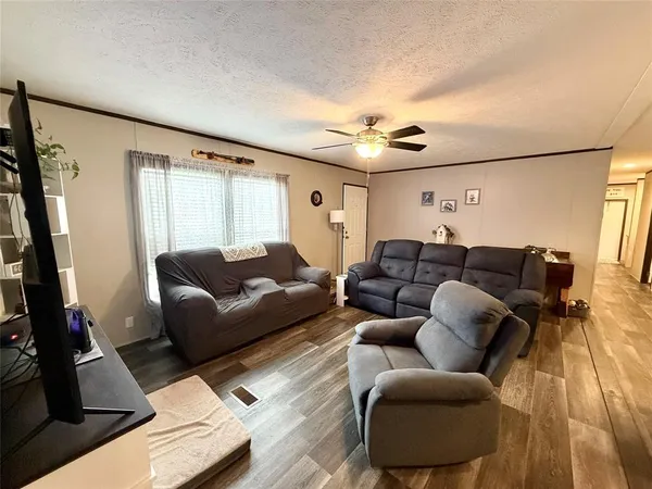 $195,000 | 8750 Pinehaven Drive, Keithville, LA 71047