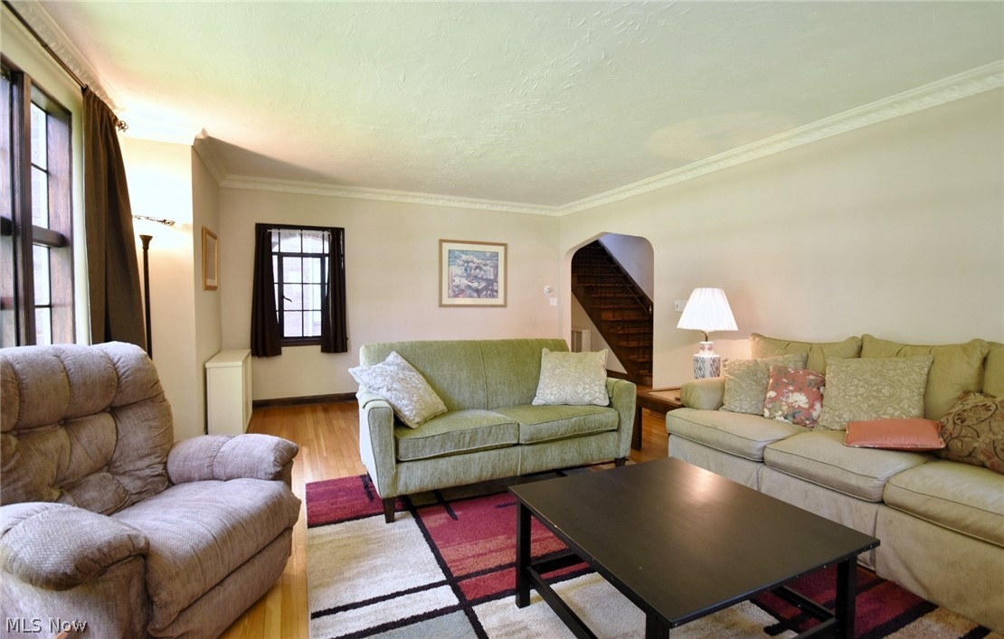 15516 Glynn Road Cleveland, OH 44112 - Photo 5 of 36 Gallery Image 5