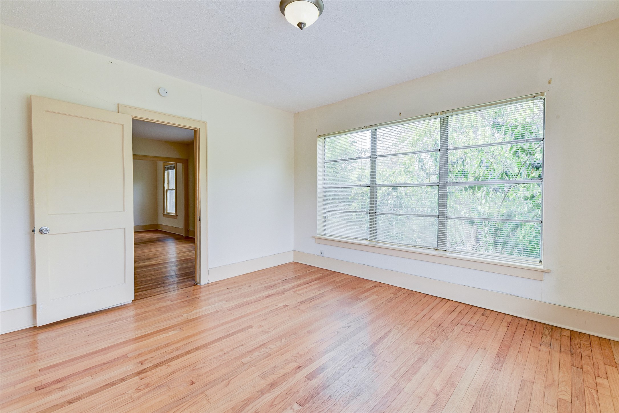 1737 Branard Street Houston, TX 77098 - Photo 16 of 29