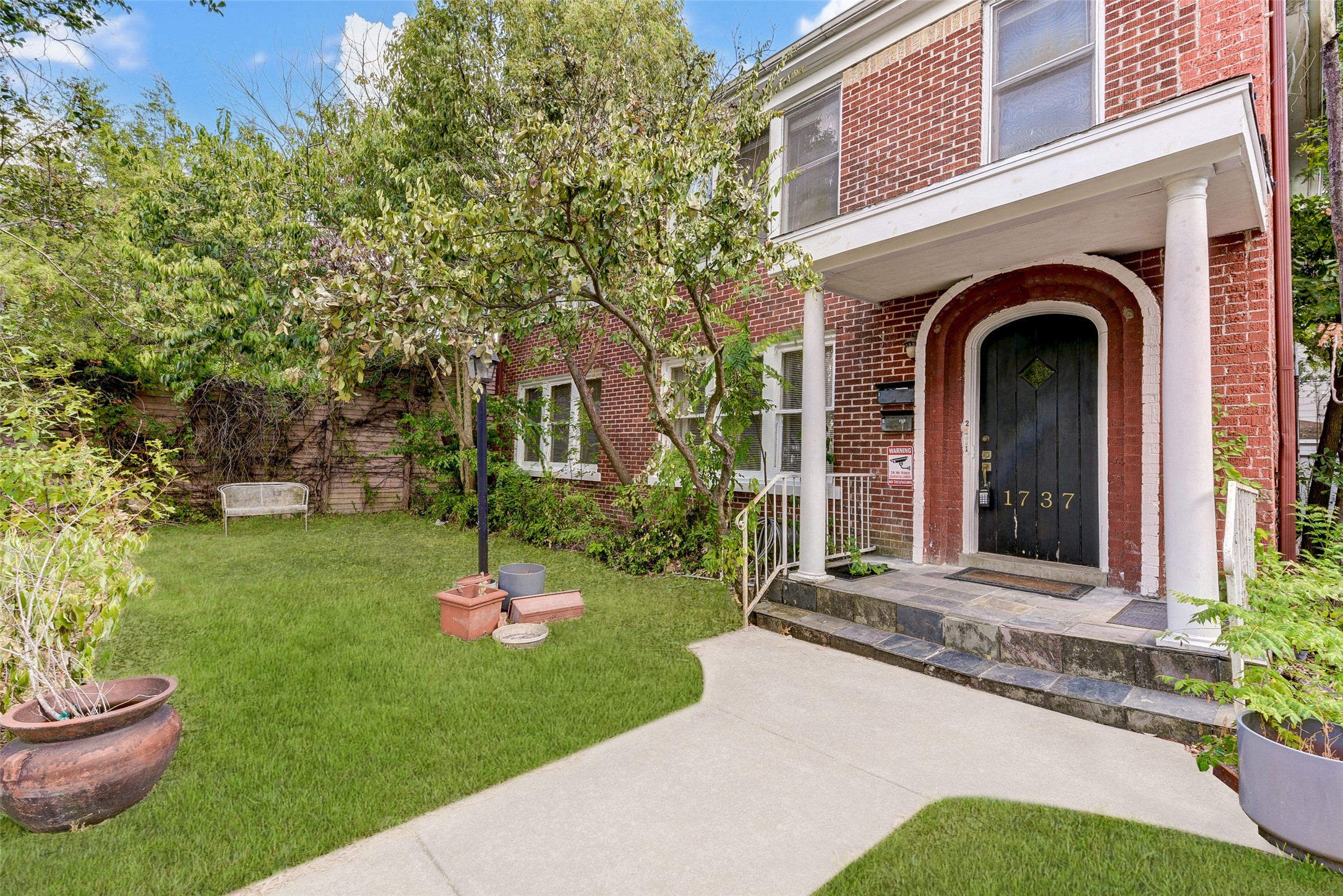 1737 Branard Street Houston, TX 77098 - Photo 2 of 29