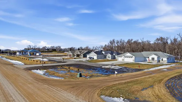 $149,900 | 618 Norman Drive, Kindred, ND 58051