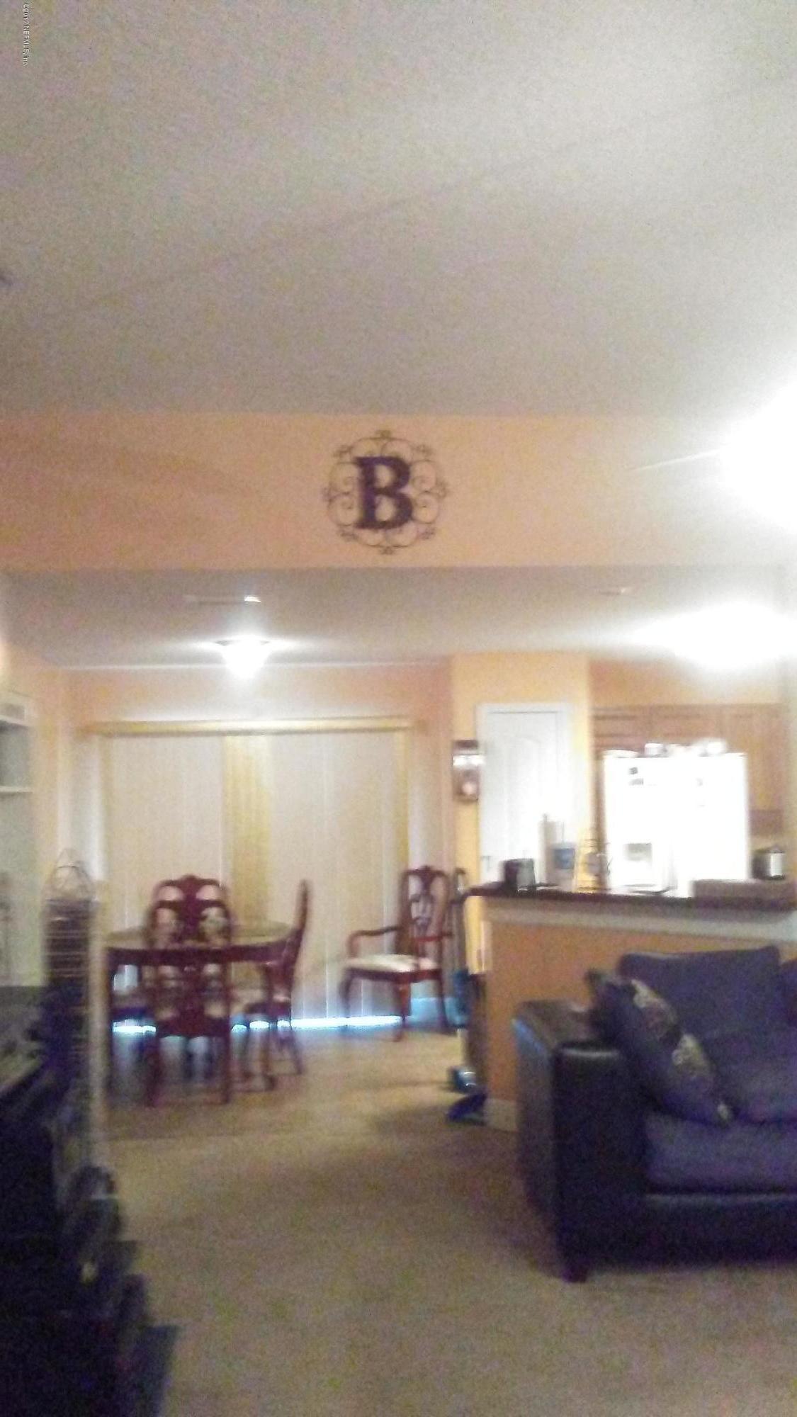 8906 Sibbald Road Jacksonville, FL 32208 - Photo 3 of 10 living and dinning combo
