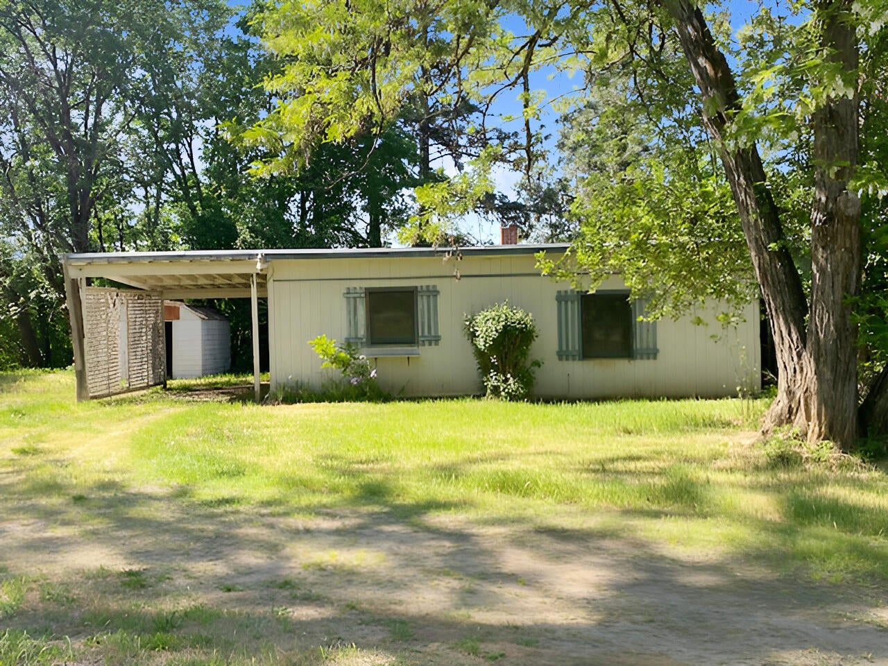 191 Gibson Street Merlin, OR 97532 - Photo 1 of 12 IMG_1959