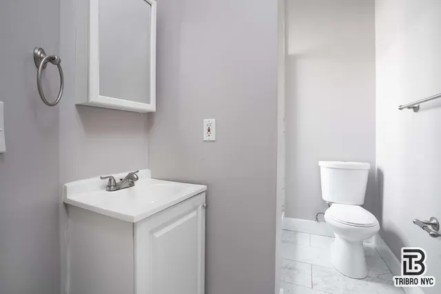 $2,575 | 688 10th Avenue, Unit 3S | Hell's Kitchen