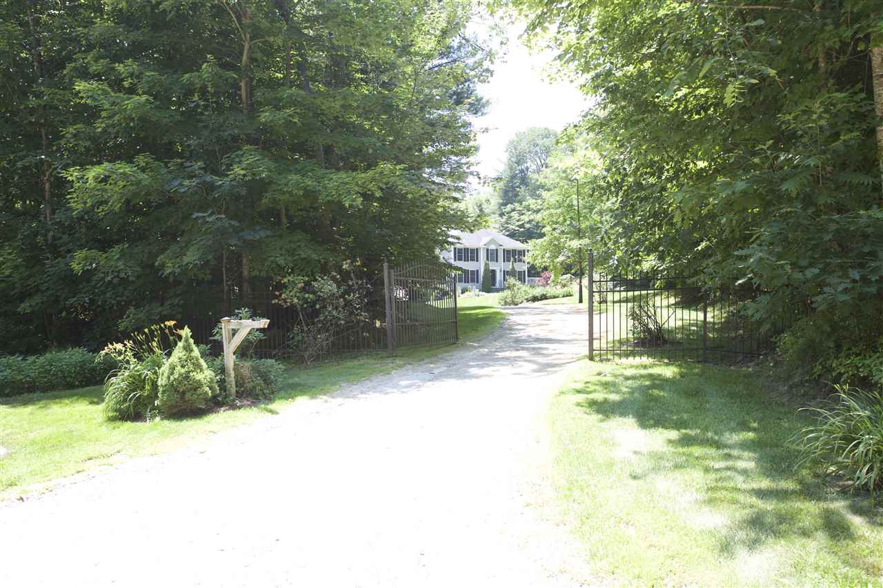 100 Middle Road Deerfield, NH 03037 - Photo 3 of 36