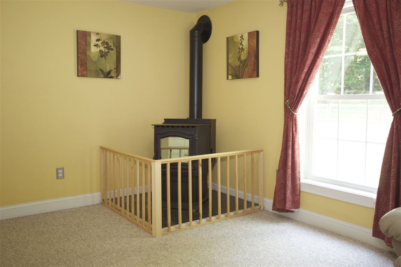 100 Middle Road Deerfield, NH 03037 - Photo 22 of 36