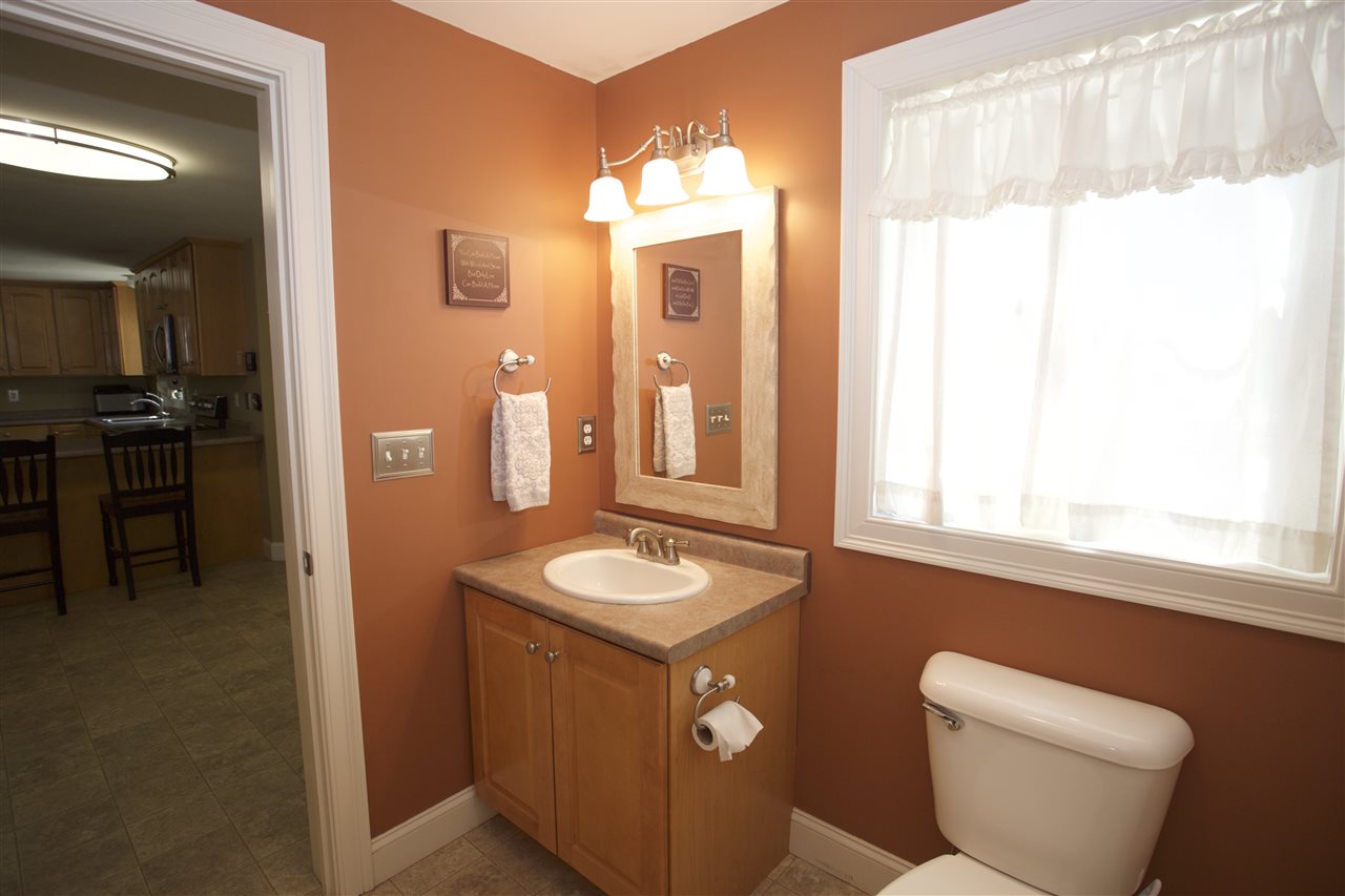 100 Middle Road Deerfield, NH 03037 - Photo 27 of 36
